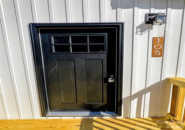 Photo 2 of Single family home for sale at 105 Cottontail Ln, Statesville, NC 28677 | MLS# 4424537 | Listing updated on 2026-10-06