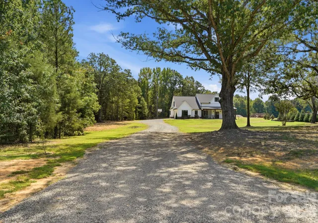 Photo 2 of Single family home for sale at 5115 Waxhaw Hwy, Monroe, NC 28112 | MLS# 4424543 | Listing updated on 2026-09-26