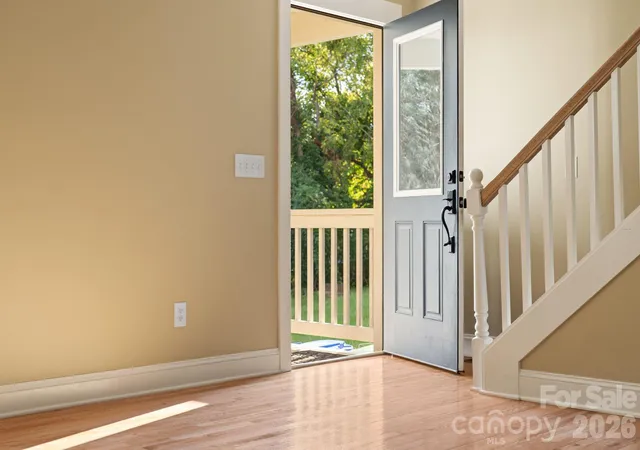 Photo 4 of Single family home for sale at 8 Cottage Cvs Ln, Asheville, NC 28803 | MLS# 4424551 | Listing updated on 2026-10-07