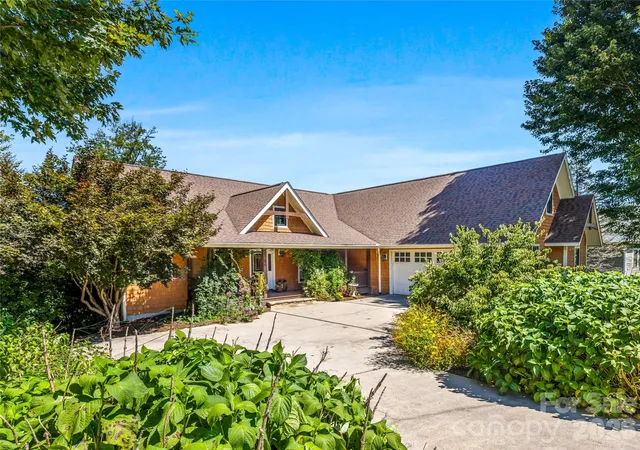 Photo 1 of Single family home for sale at 56 Devonshire Dr, Mills River, NC 28759 | MLS# 4424568 | Listing updated on 2026-09-26