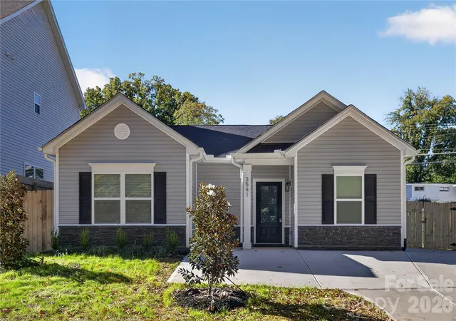 Photo 1 of Single family home for sale at 3541 Avalon Ave, Charlotte, NC 28208 | MLS# 4424573 | Listing updated on 2026-10-26