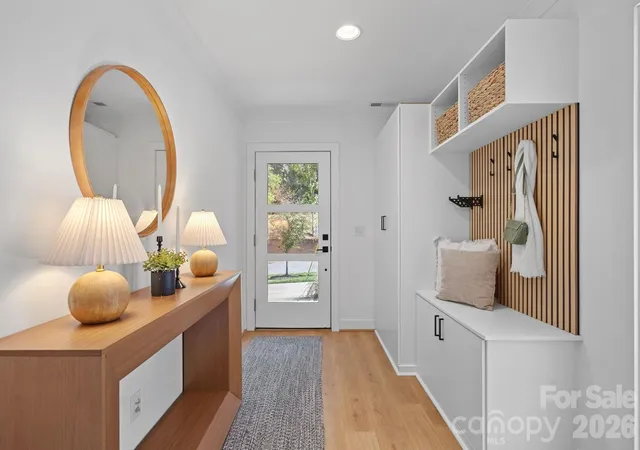 Photo 3 of Townhouse for sale at 910 Van Every St, Charlotte, NC 28205 | MLS# 4424577 | Listing updated on 2026-09-18
