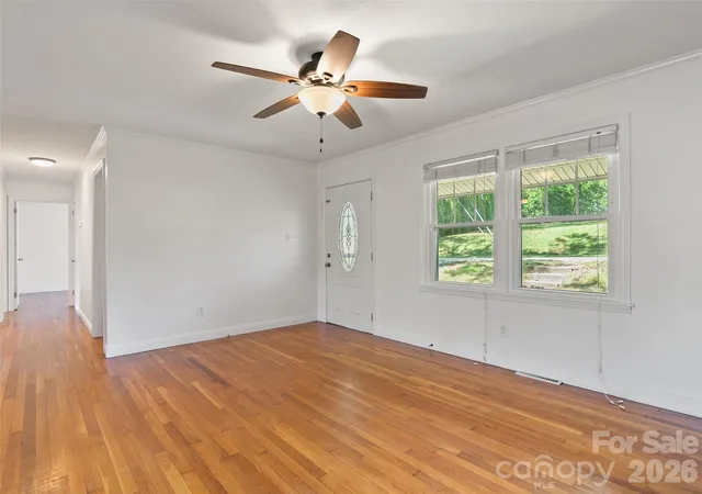 Photo 4 of Single family home for sale at 483 Thompson St, Canton, NC 28716 | MLS# 4424582 | Listing updated on 2026-09-16