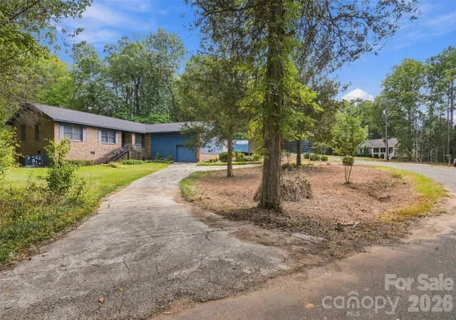 Photo 1 of Sale Pending at 5559 Hillsdale St, Fort Lawn, SC 29714 | MLS# 4424601 | Listing updated on 2026-09-23