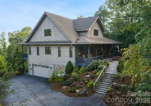 Photo 2 of Single family home for sale at 4968 Hickory Nut Gap Rd, Banner Elk, NC 28604 | MLS# 4424631 | Listing updated on 2026-09-22
