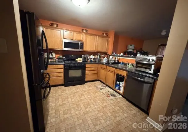 Photo 3 of Single family home for sale at 1301 Allegiance Dr, Charlotte, NC 28217 | MLS# 4424649 | Listing updated on 2026-09-22