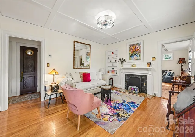 Photo 2 of Single family home for sale at 1301 Pinecrest Ave, Charlotte, NC 28205 | MLS# 4424665 | Listing updated on 2026-10-07