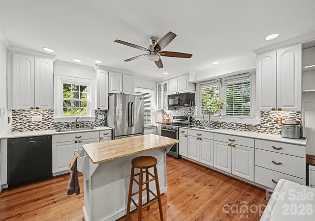 Photo 3 of Single family home for sale at 1301 Pinecrest Ave, Charlotte, NC 28205 | MLS# 4424665 | Listing updated on 2026-10-07