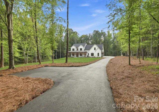 Photo 3 of Single family home for sale at 3515 Capricorn Rd, Lancaster, SC 29720 | MLS# 4424668 | Listing updated on 2026-10-17