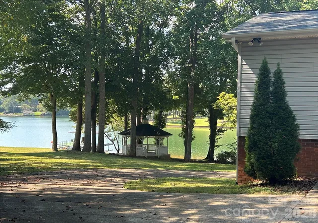 Photo 3 of Single family home for sale at 2214 Holly Ln, Shelby, NC 28150 | MLS# 4424669 | Listing updated on 2026-09-15