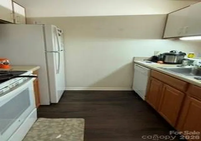 Listing Photo 4 - Condo for sale in building located at 9547 University Ter Dr, Charlotte, NC 28262 - Unit #E