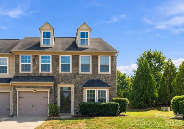 Townhouse for sale at 9607 Springholm Dr, Charlotte, NC 28278 | MLS# 4424674 | Listing updated on 2026-09-23
