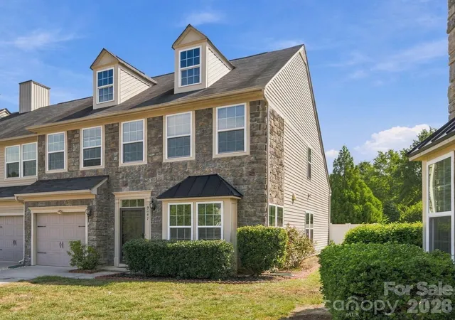 Photo 1 of Townhouse for sale at 9607 Springholm Dr, Charlotte, NC 28278 | MLS# 4424674 | Listing updated on 2026-09-23