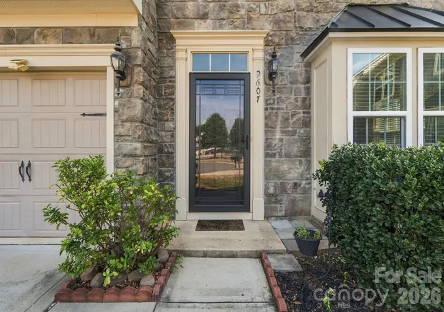 Photo 2 of Townhouse for sale at 9607 Springholm Dr, Charlotte, NC 28278 | MLS# 4424674 | Listing updated on 2026-09-23