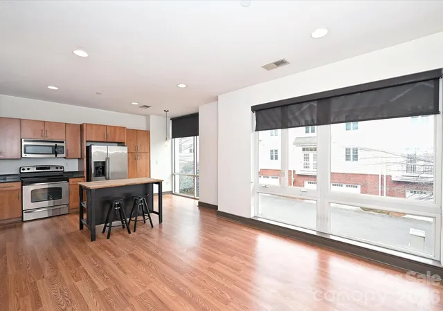 Photo 3 of Condo for sale at 2200 Lyndhurst Ave #102, Charlotte, NC 28203 | MLS# 4424698 | Listing updated on 2026-09-18
