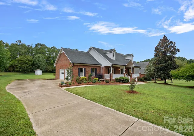 Photo 4 of Sale Pending at 1100 Legacy Lake Dr, Monroe, NC 28110 | MLS# 4424702 | Listing updated on 2026-09-30