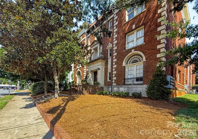 Condo for sale at 712 Louise Ave #203, Charlotte, NC 28204 | MLS# 4424706