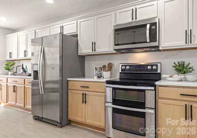 Photo 4 of Single family home for sale at 1153 Delander Ln, Charlotte, NC 28214 | MLS# 4424709 | Listing updated on 2026-09-22