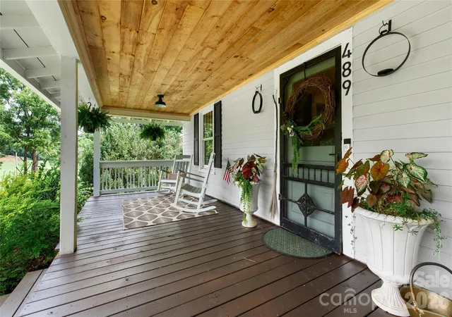 Photo 2 of Single family home for sale at 489 Turkey Crk Rd, Leicester, NC 28748 | MLS# 4424710 | Listing updated on 2026-09-21