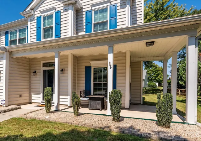 Photo 2 of Single family home for sale at 11413 Larix Dr, Charlotte, NC 28273 | MLS# 4424711 | Listing updated on 2026-09-19