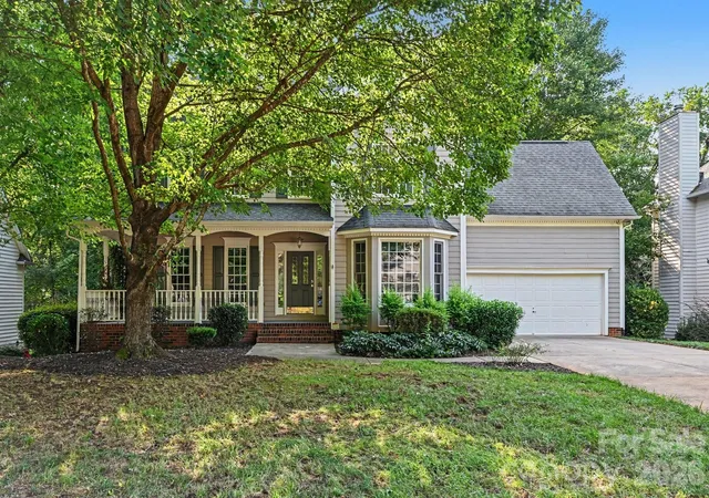Photo 1 of Single family home for sale at 130 River Wood Dr, Fort Mill, SC 29715 | MLS# 4424719 | Listing updated on 2026-09-18