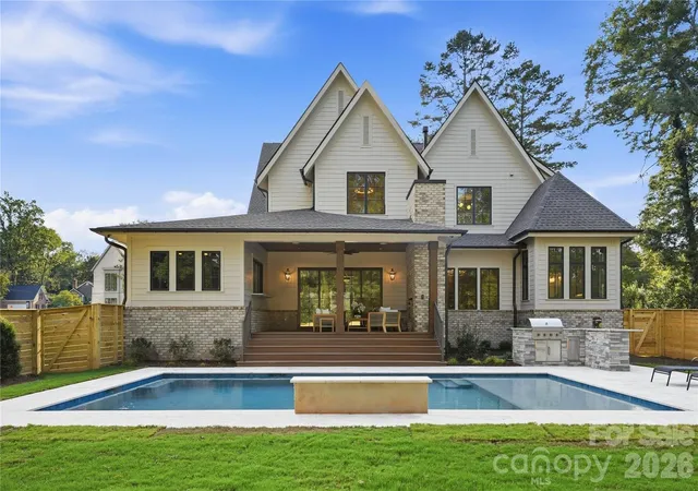 Photo 1 of Single family home for sale at 617 Shelton St, Charlotte, NC 28270 | MLS# 4424726 | Listing updated on 2026-09-17