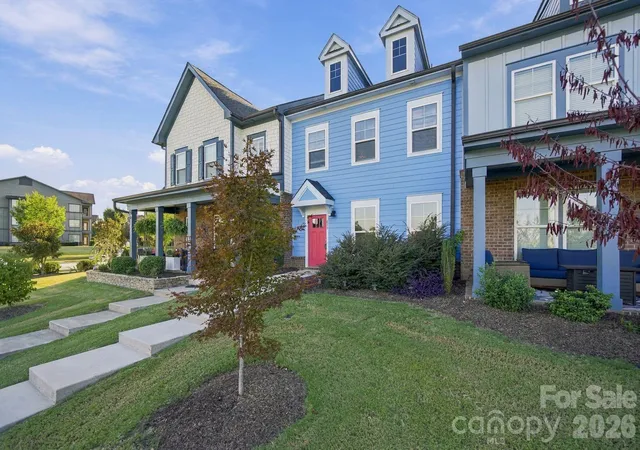 Photo 2 of Townhouse for sale at 688 Dunkins Fry Rd, Rock Hill, SC 29730 | MLS# 4424727 | Listing updated on 2026-09-17
