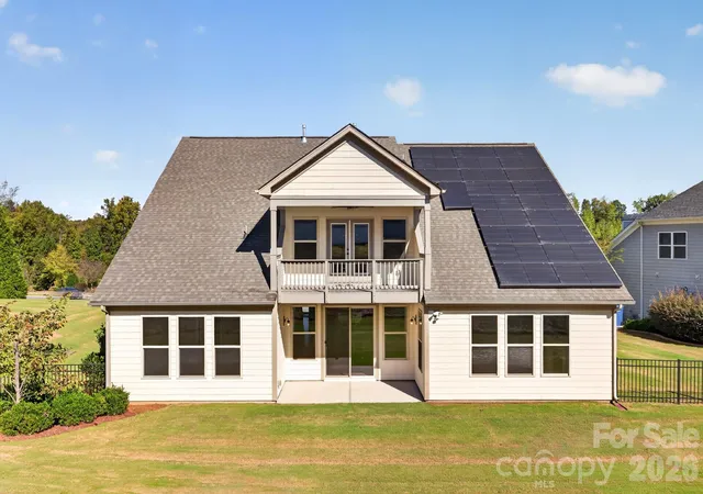 Photo 3 of Single family home for sale at 10537 Black Locust Ln, Charlotte, NC 28215 | MLS# 4424736 | Listing updated on 2026-10-09