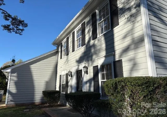 Single family home for sale at 5324 Donnefield Dr, Charlotte, NC 28227 | MLS# 4424740