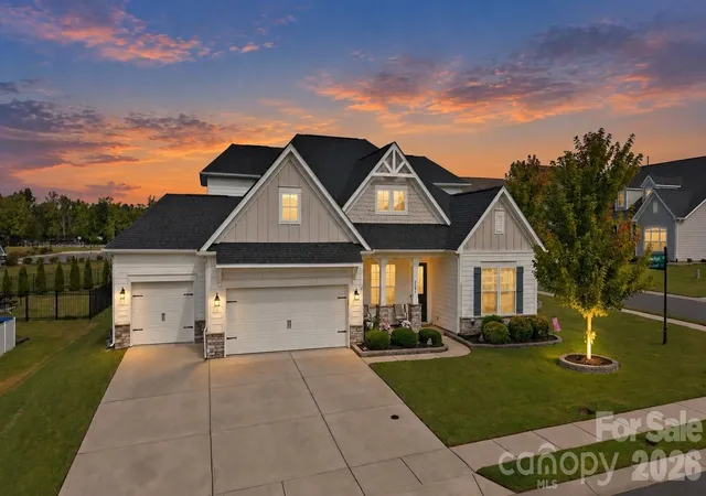 Photo 1 of Single family home for sale at 8504 Hope Run Ct, Fort Mill, SC 29707 | MLS# 4424754 | Listing updated on 2026-09-22