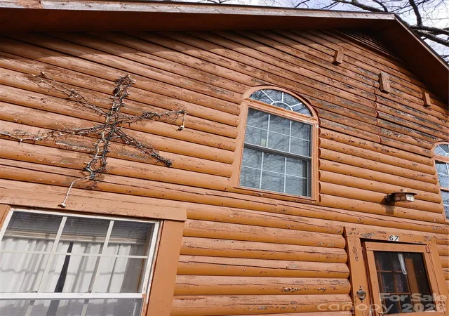 Photo 4 of Single family home for sale at 67 Mistletoe Ridge, Waynesville, NC 28786 | MLS# 4424771 | Listing updated on 2026-10-08