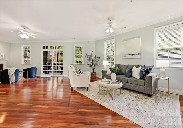 Photo 4 of Condo for sale at 9009 Rosalyn Glen Rd, Cornelius, NC 28031 | MLS# 4424778 | Listing updated on 2026-10-03