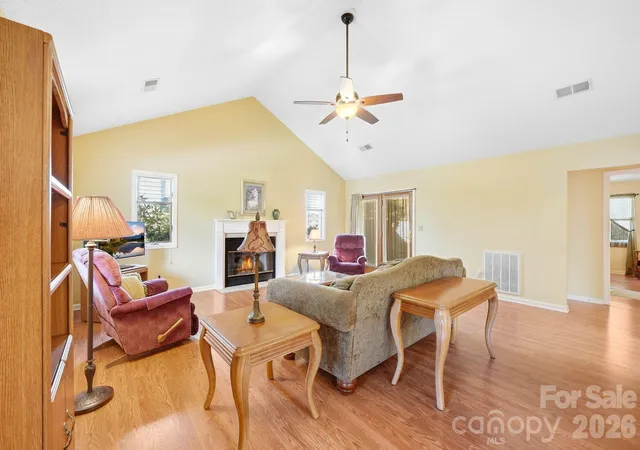 Photo 2 of Townhouse for sale at 310 Robertson St, Burnsville, NC 28714 | MLS# 4424794 | Listing updated on 2026-09-28