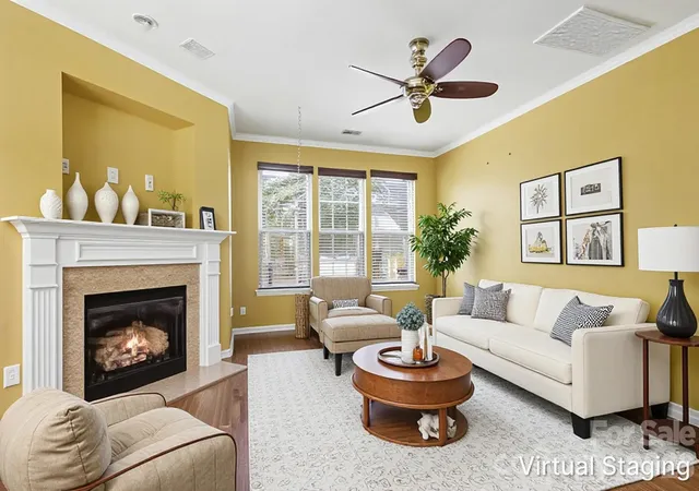 Photo 3 of Townhouse for sale at 845 Windy Fls Dr, Huntersville, NC 28078 | MLS# 4424800 | Listing updated on 2026-09-30