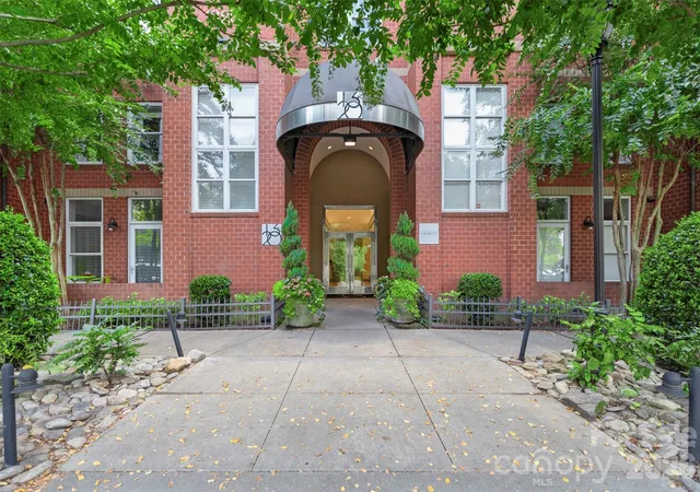 Photo 1 of Condo for sale at 1320 Fillmore Ave #113, Charlotte, NC 28203 | MLS# 4424806 | Listing updated on 2026-09-20