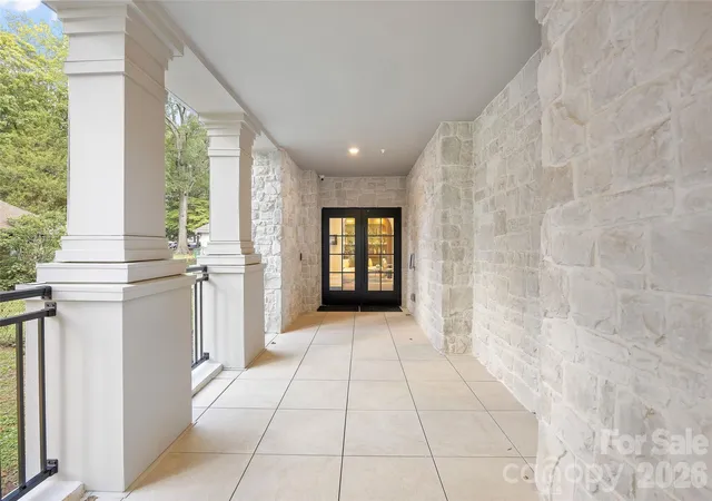 Photo 2 of Condo for sale at 409 Queens Rd #501, Charlotte, NC 28207 | MLS# 4424819 | Listing updated on 2026-09-18
