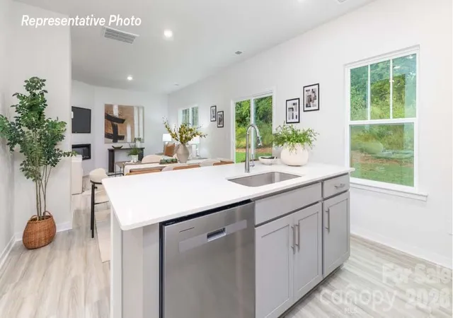 Photo 4 of Single family home for sale at 5120 Parker Forest Rd, Charlotte, NC 28215 | MLS# 4424821 | Listing updated on 2026-10-23