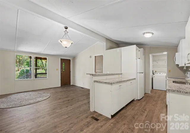 Photo 4 of Single family home for sale at 4653 Dick Wilson Rd, Denver, NC 28037 | MLS# 4424822 | Listing updated on 2026-09-16
