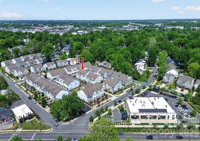 Photo 4 of Townhouse for sale at 3121 Ada Ml Aly, Charlotte, NC 28205 | MLS# 4424824 | Listing updated on 2026-09-16