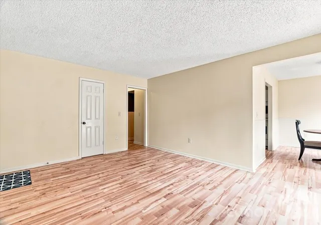 Listing Photo 5 - Condo for sale in building located at 75 Nazarene Wy, Waynesville, NC 28785 - Unit #2