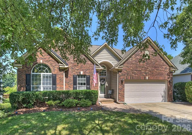 Photo 2 of Single family home for sale at 12601 Kane Alexander Dr, Huntersville, NC 28078 | MLS# 4424851 | Listing updated on 2026-10-07