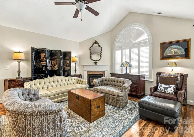 Photo 2 of Townhouse for sale at 31 Braeburn Way, Flat Rock, NC 28731 | MLS# 4424862 | Listing updated on 2026-10-04