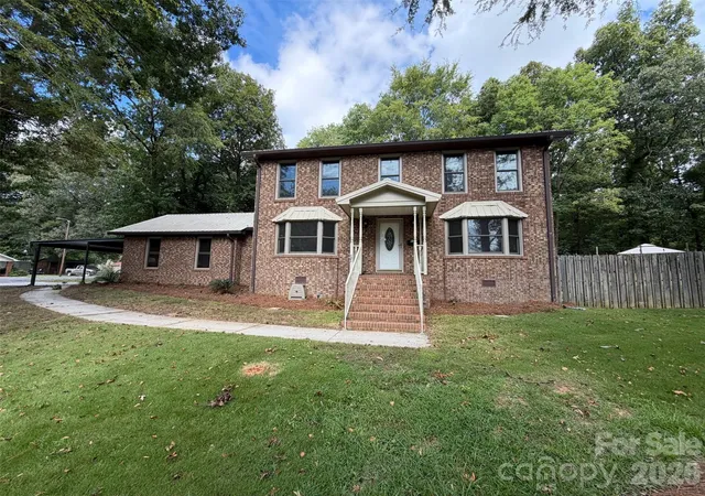 Photo 1 of Single family home for sale at 121 Goodman Cir Ne, Concord, NC 28025 | MLS# 4424865 | Listing updated on 2026-09-20
