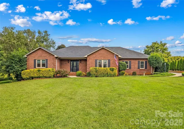 Photo 2 of Single family home for sale at 110 Dobbs Dr, Statesville, NC 28625 | MLS# 4424875 | Listing updated on 2026-09-16
