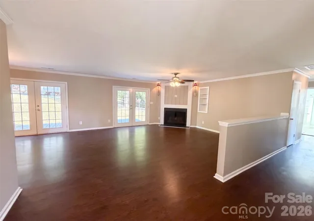 Photo 3 of Single family home for sale at 6009 Lanai Ln, Fort Mill, SC 29708 | MLS# 4424884 | Listing updated on 2026-10-01