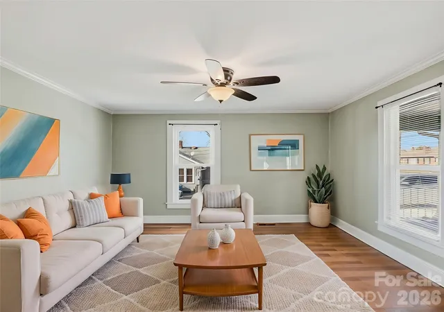 Photo 2 of Single family home for sale at 61 27th Street Nw, Hickory, NC 28601 | MLS# 4424885 | Listing updated on 2026-09-17