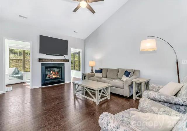 Photo 4 of Single family home for sale at 18 Checkerberry Ct, Weaverville, NC 28787 | MLS# 4424892 | Listing updated on 2026-10-04