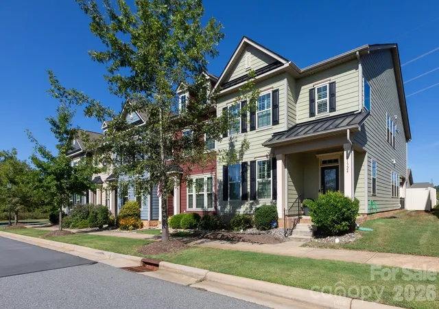 Photo 1 of Single family home for sale at 11324 Westbranch Pkwy, Davidson, NC 28036 | MLS# 4424893 | Listing updated on 2026-09-21