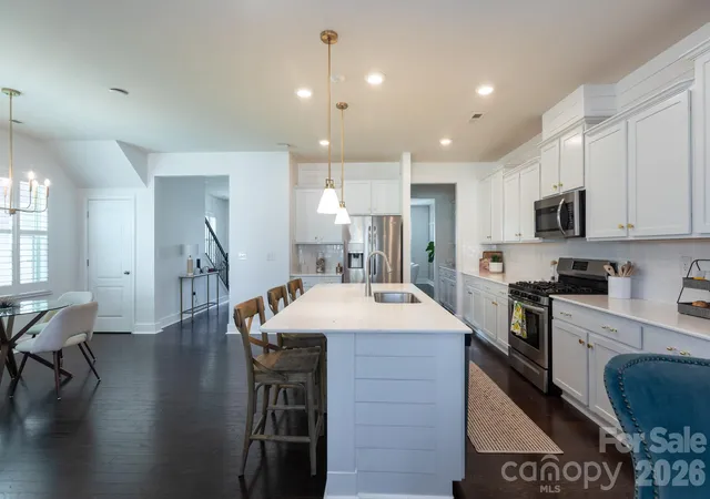 Photo 4 of Single family home for sale at 11324 Westbranch Pkwy, Davidson, NC 28036 | MLS# 4424893 | Listing updated on 2026-09-21