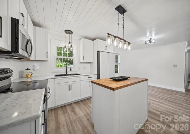 Photo 4 of Single family home for sale at 607 Toms Crk Church Rd, Denton, NC 27239 | MLS# 4424914 | Listing updated on 2026-10-03